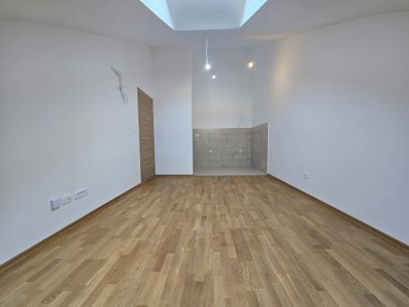 Jednosoban stan, 41m2, Stari aerodrom, Podgorica