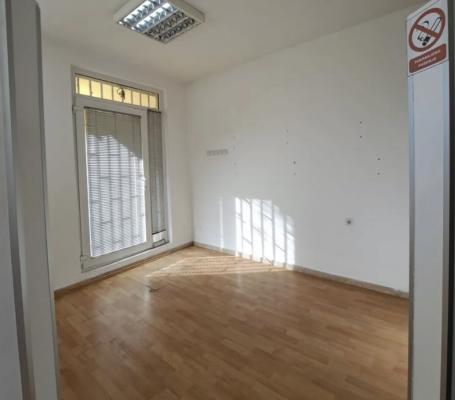 Poslovni prostor 60 m² na Izdavanje – Stara Varoš, Podgorica
