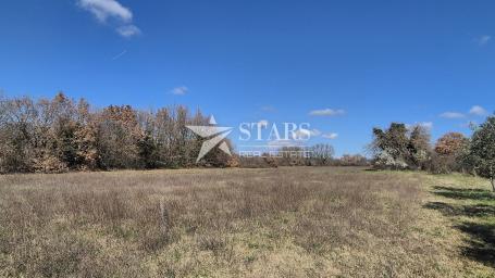 Istarska županija, Ližnjan - Muntić - građevinsko-poljoprivredni teren 5350 m2 