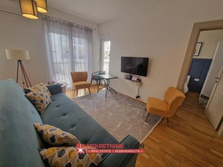 Jednosoban stan-komplet opremljen u naselju Lazi, Budva 