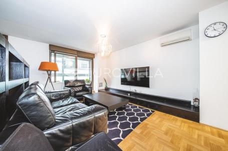 Zagreb, Centar, moderan dvosoban stan 79 m² garaža