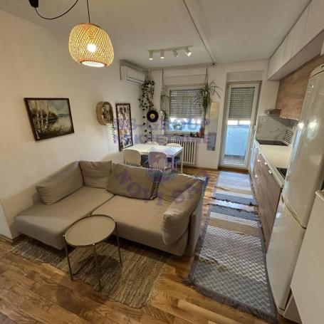 Trosoban stan na fenomenalnoj lokaciji 57m2