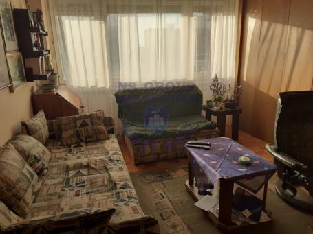 74m2 Bulevar Oslobođenja fenomenalan trosoban stan