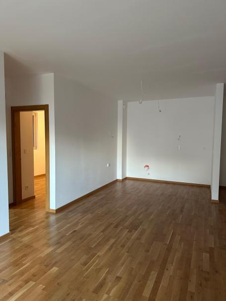BECICI DVOSOBAN 62M2