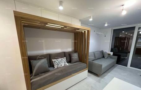 Apartment Newly renovated studio apartment, Novigrad, 350 m from the sea