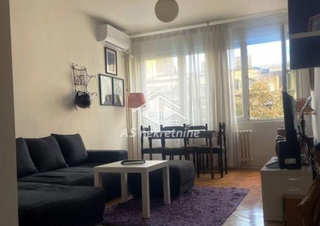 Izdavanje, Stan, Pravni fakultet, Resavska