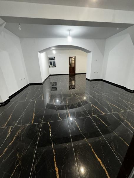 Poslovni prostor 70 m² na Izdavanje – Centar, Danilovgrad
