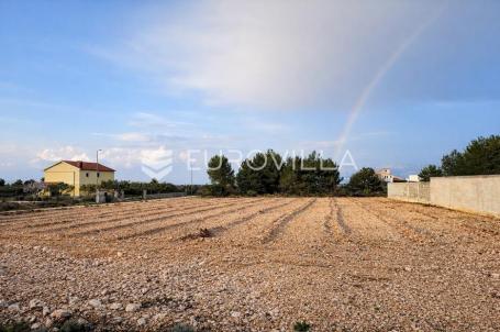 Zadar, Paljuv, građevinsko zemljište s pogledom na more 1049 m²