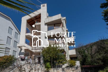 Nekretnine Crna Gora, Herceg Novi, Bijela
