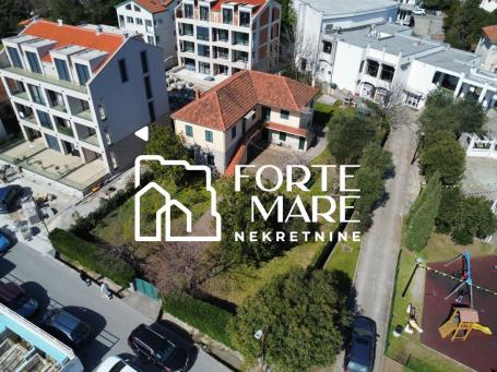 Nekretnine Crna Gora, Herceg Novi, Bijela