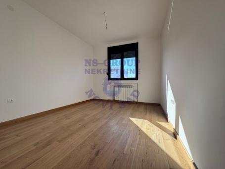 Trosoban stan na Telepu, 63m2