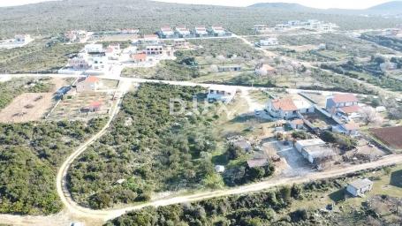 ZADAR, DEBELJAK - Građevinsko zemljište sa pogledom na more