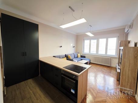 NOVI SAD - CENTAR - 32.00 m2