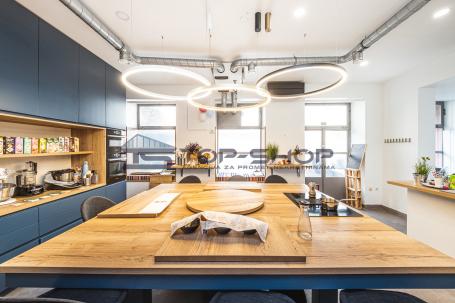 Preradovićeva, magnifique local commercial, récemment rénové, 45,9 m²