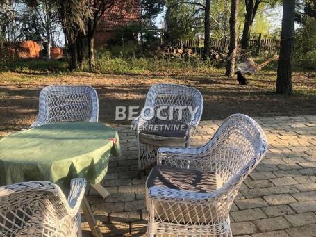 Novi Sad, Sremska Kamenica, Bocke, 16a, 196000EUR