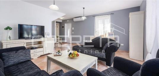 Prodaja, Kuća, Umag, Lovrečica, Dvojni objekt, 145m2