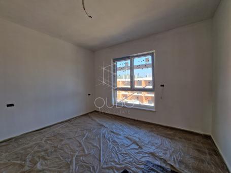 Pula – Moderan Penthouse Z4 u novogradnji s velikom terasom i 3 spavaće sobe