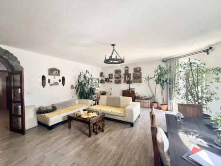 Pere Velimirovića 194 m2 duplex, odlično za poslovni prostor