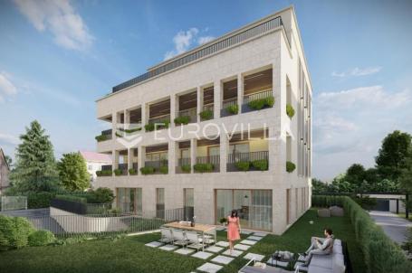 Luksuzni četverosobni stan na Tuškancu, 2. kat, 180,42 m²