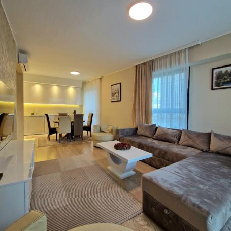 Stan 82m2, Savski Venac, Beograd na vodi