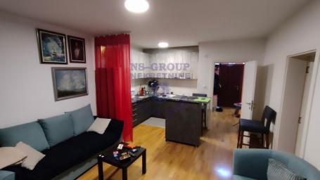 58m2, Troiposoban stan Adice