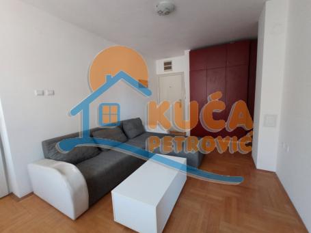 Izdaje se odličan stan na Paliluli, 40m2