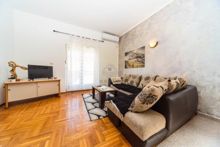 Jednosoban stan 55m2 + parking, Stari Aerodrom – Podgorica