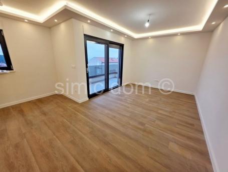 Stan Prodaja Makarska 66 m2