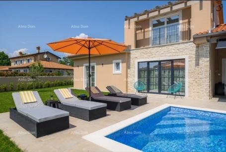 Kuća Luksuzna, potpuno namještena istarska vila s studio apartmanom, bazenom i pogledom na more, Kan