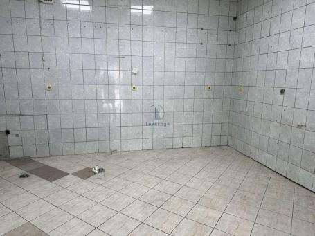 Savski trg, lokal, 60 m2