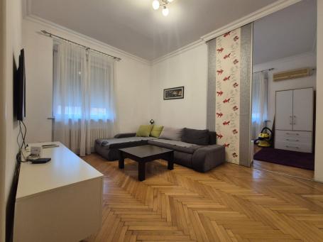 Stan 70m2, Stari Grad, Dorćol