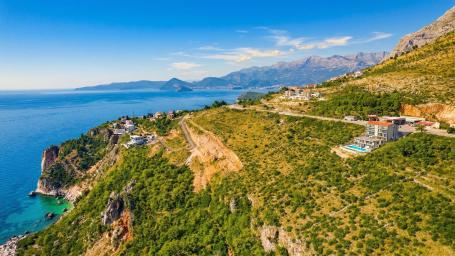 Prodaja urbanizovanog zemljista 3350m² sa panoramskim pogledom na more – Skočiđevojka, Reževići