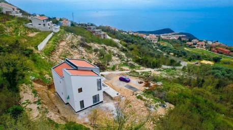 Luksuzna vila u izgradnji 290m² sa panoramskim pogledom na more – Blizikuće, Budva