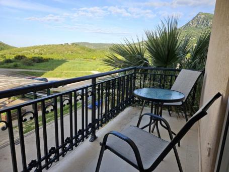 Dvosoban stan, 60m2, Sutomore, PRODAJA