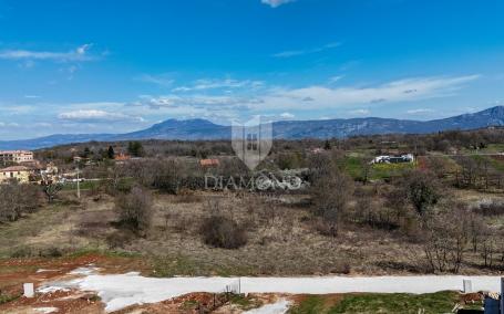Labin, okolica, građevinski teren na mirnoj lokaciji