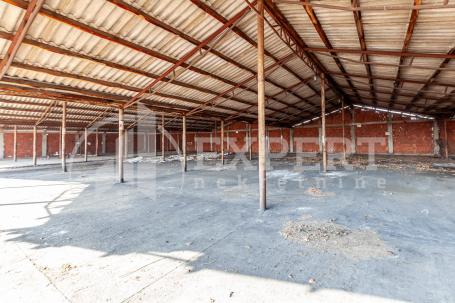 Izdaje se magacin otvorenog tipa 1780m2, na periferiji Niša