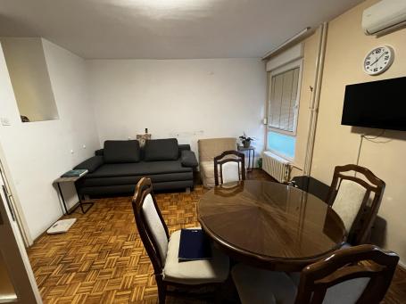 CUKARICA CUKARICKA PADINA 28m2 , 300e