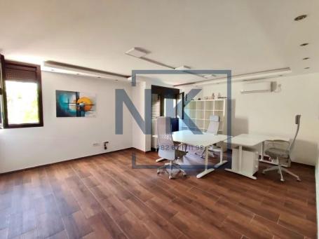 Najam/Izdavanje | Poslovni prostor | 80m² | Podgorica, Blok 5