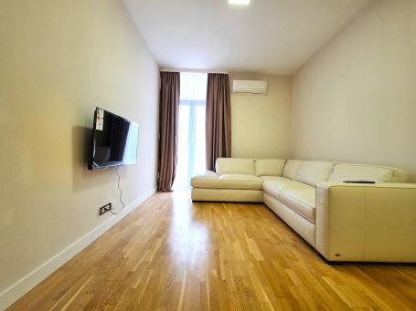 Trosoban  stan,73m2, Blok 9, Podgorica