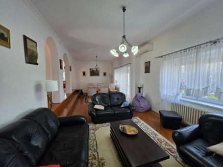IMPRESIVNA NEKRETNINA 468m² NA PLACU OD 955m² – 154. 500€ | RETKA PRILIKA 
