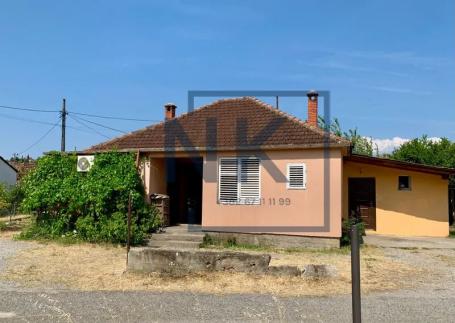 Prodaja | Zemljište | 1050m² | Podgorica, Zabjelo