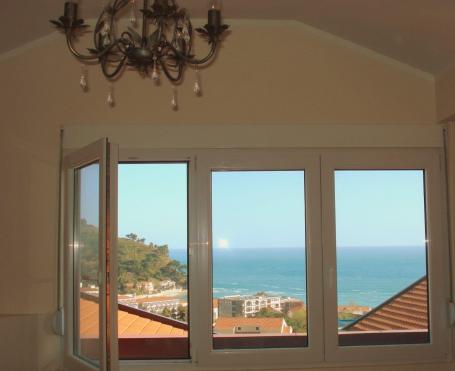 Duplex apartment 160 m2 in Petrovac