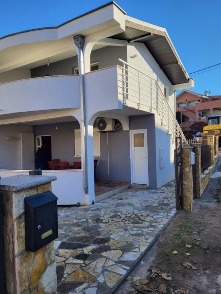 House in Dobra Voda for living and renting