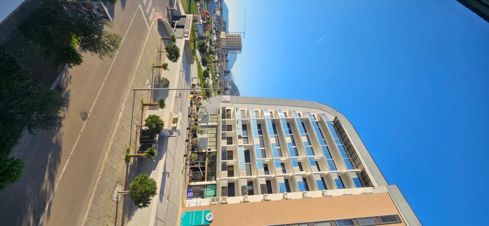 Spacious apartment in Bar with sea view (Langrun)