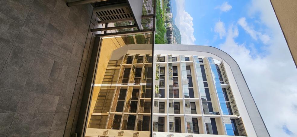 Spacious apartment with sea view in a modern premium class complex in Bar. 
