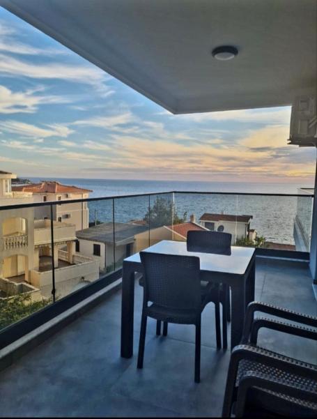 A great offer for living and tourism by the sea in Dobrye Vody. 
