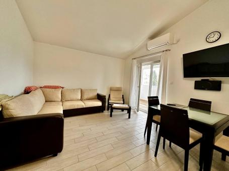 Two bedroom apartment in Budva