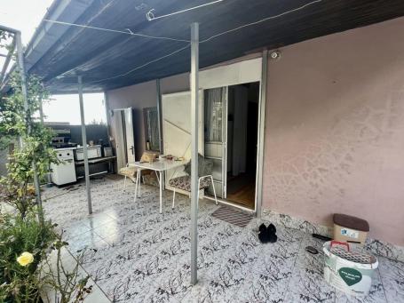 Legal one-storey house with mountain view in Sutomore