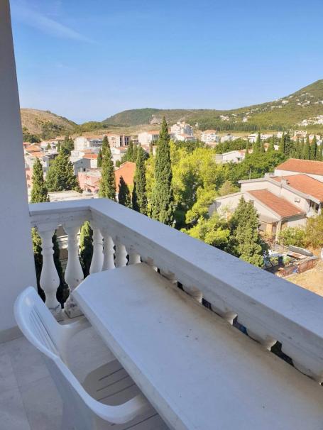 3-bedroom duplex in Sutomore