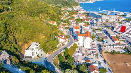 Unfinished villa in Herceg Novi 450 meters from the sea